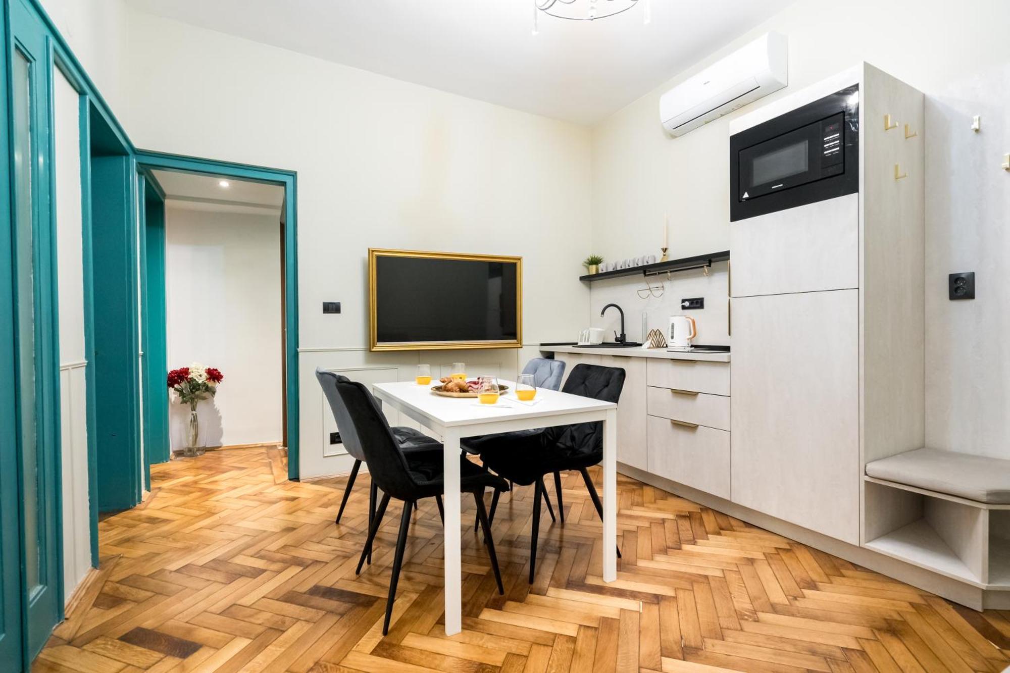 Highline Downtown Residences 6 Persons Family Apartment بوخارست المظهر الخارجي الصورة