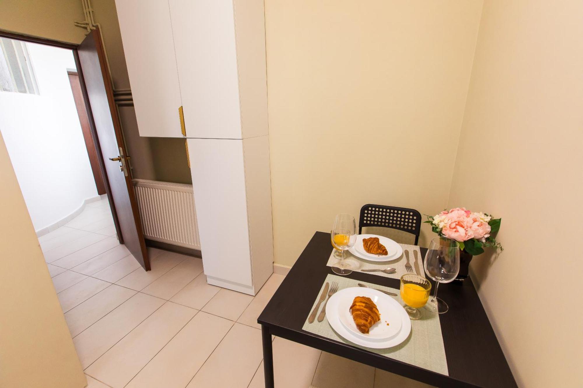 Highline Downtown Residences 6 Persons Family Apartment بوخارست المظهر الخارجي الصورة
